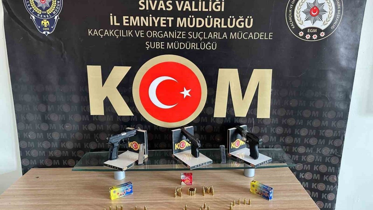 Sivas merkezli 4 ilde kaçak silah operasyonu: 2 tutuklama