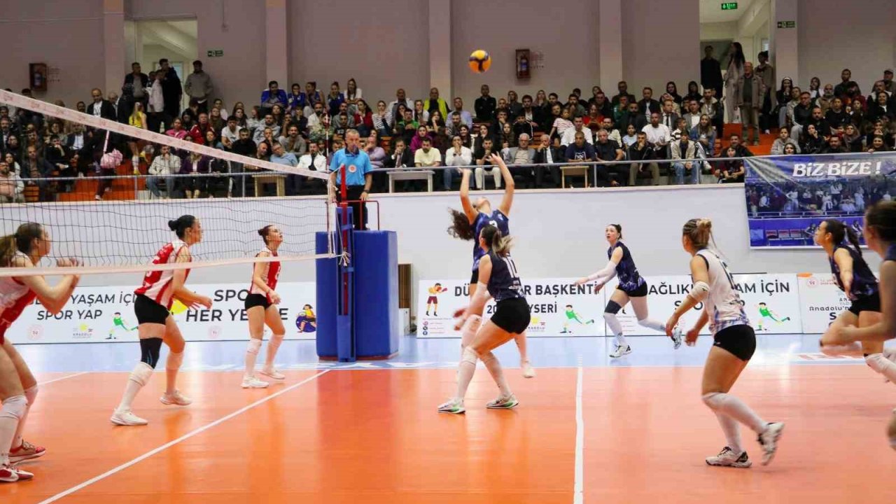 Kabakcı’dan Gevher Nesibe Spor Salonu’na Ziyaret
