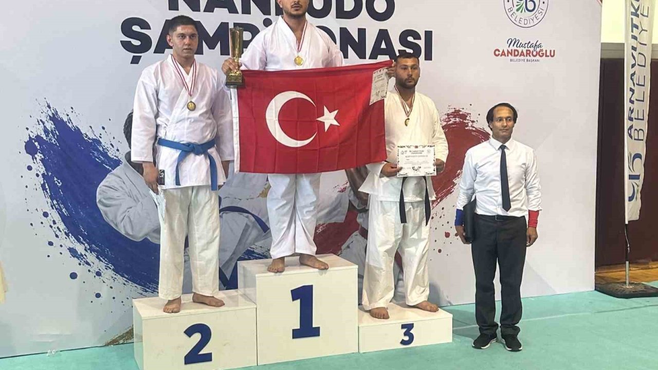 Sağlık personeli Akküç, dünya şampiyonu oldu