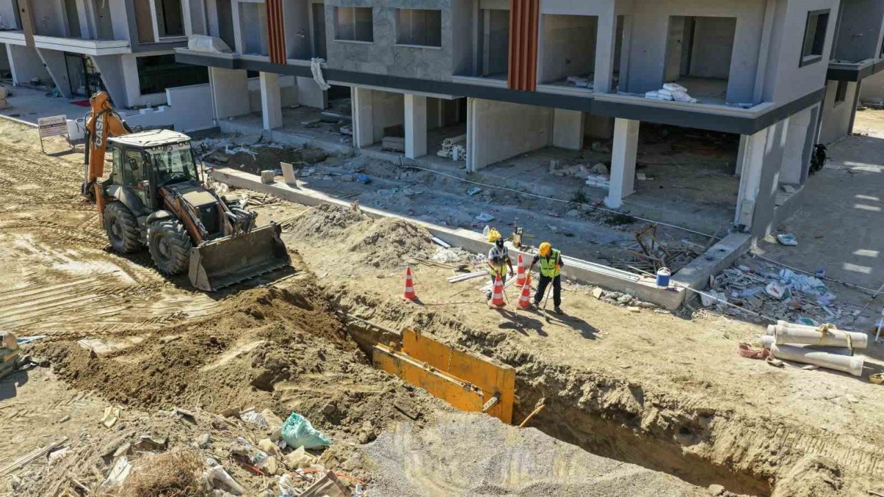 İncirliova’da 1,3 milyar liralık altyapı yatırımı sürüyor