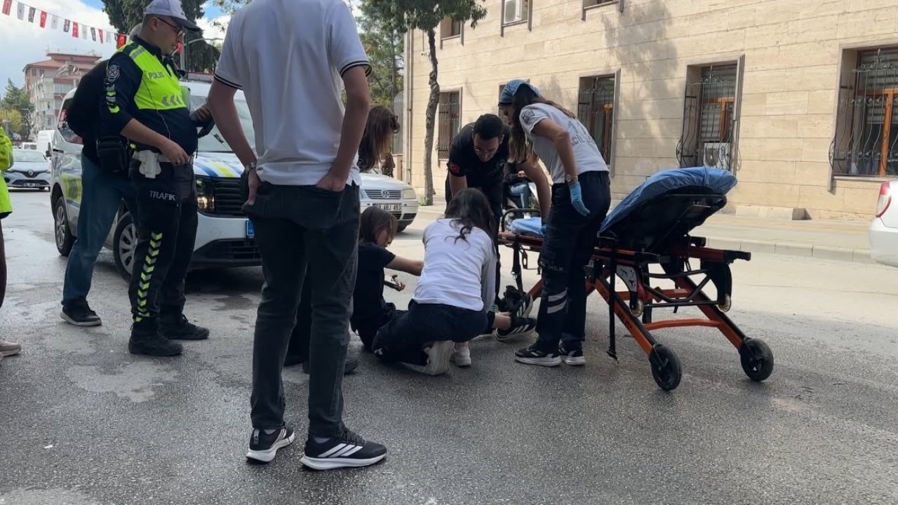 Burdur’da motosiklet devrildi: 1 yaralı