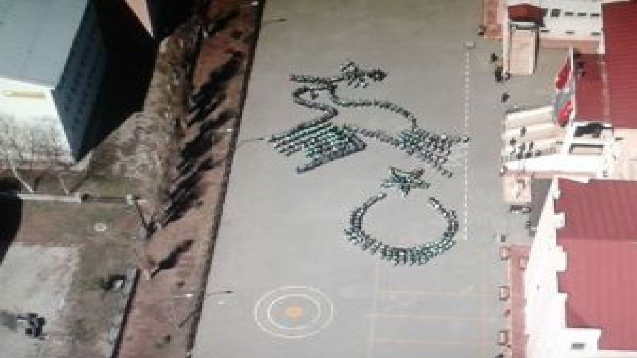Kars'tan 600 öğrenciyle anlamlı mesaj