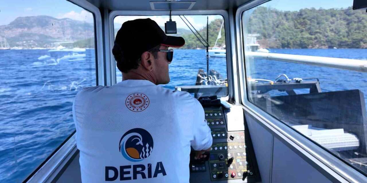 Bakan Kurum: "Sıfır Atık Mavi ile denizlerimiz mis gibi olacak"