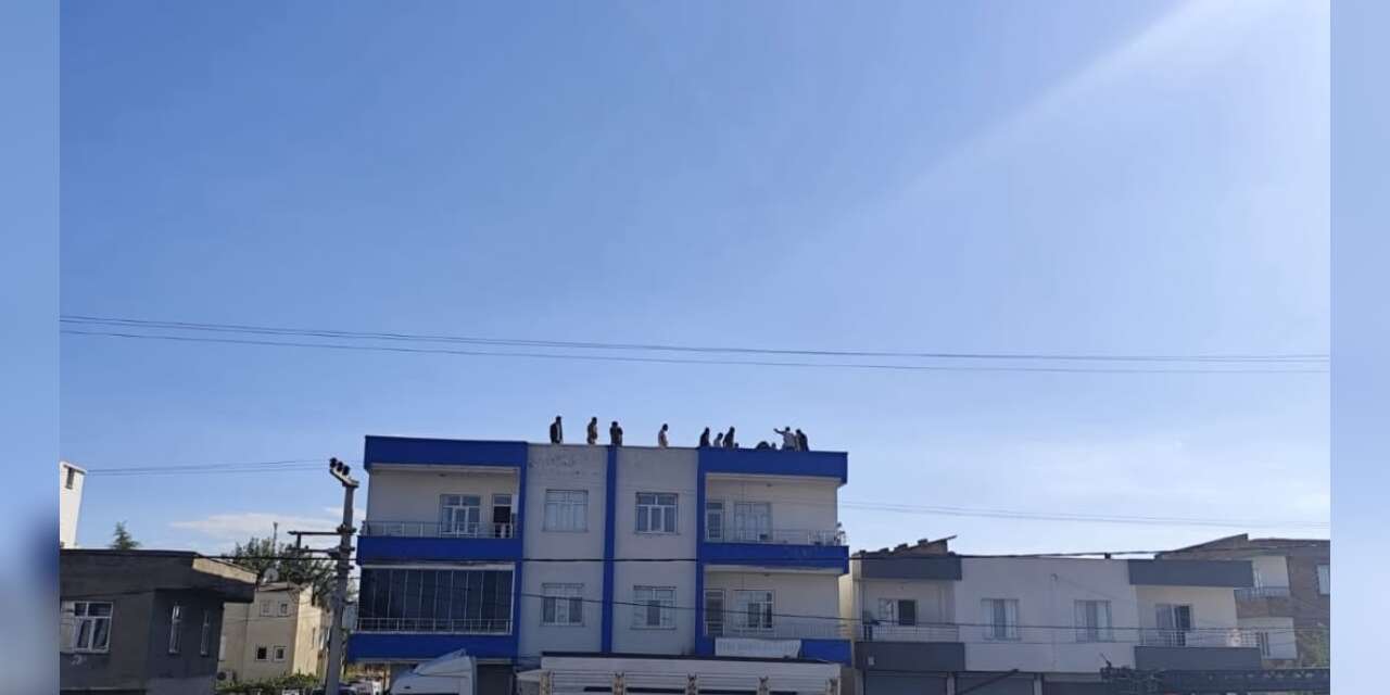 Diyarbakır’da kahreden olay: Usta hayatını kaybetti, 2 çırağı ağır yaralandı