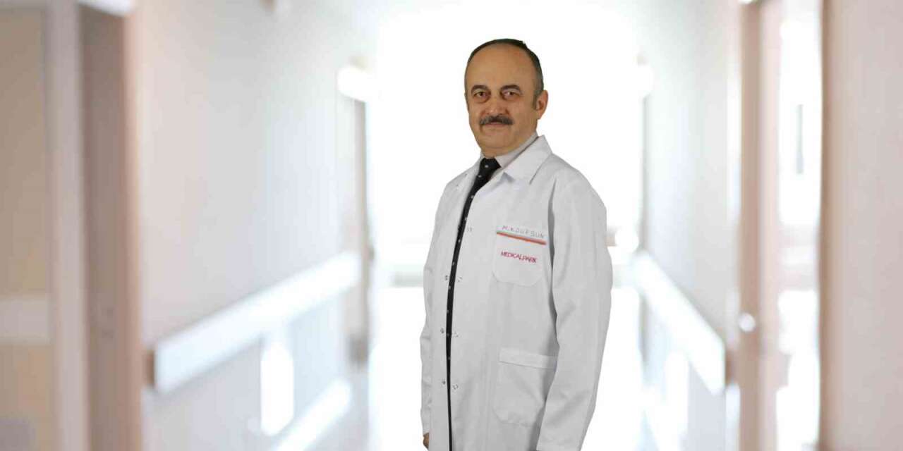 "Meme kanserinde cerrahi tedavi tümörün özelliklerine göre planlanıyor"