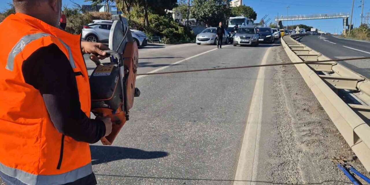 Polis yolu kesti, herkes merakla izledi; gerçek, saniyeler sonra ortaya çıktı
