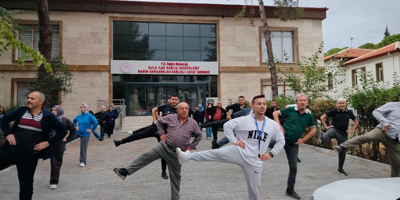 Kula’da sağlıklı yaşam için hareket ettiler