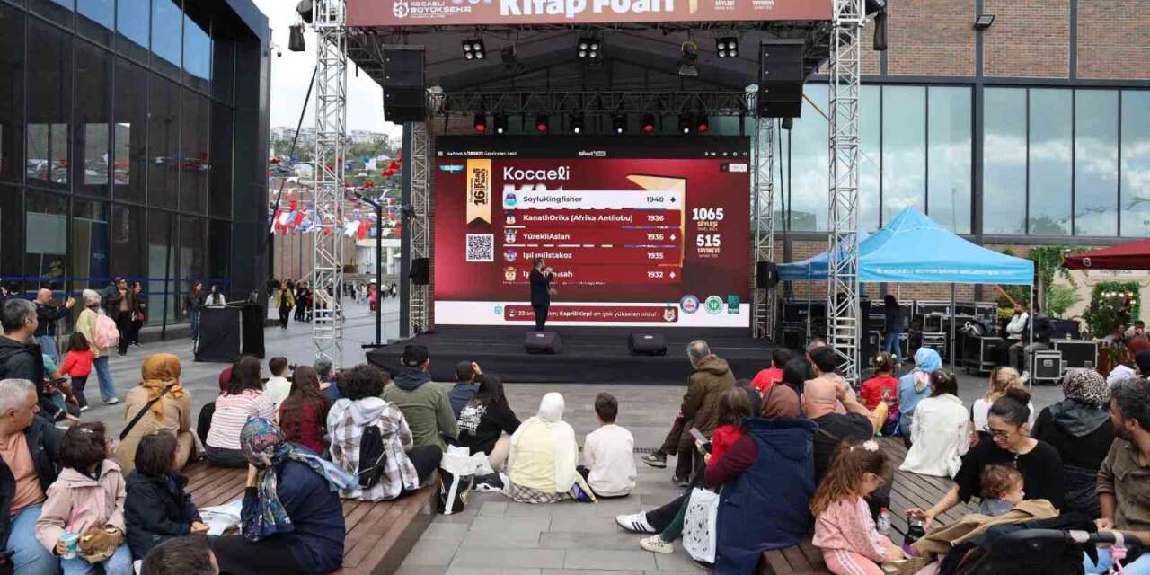 Kitapseverler bu kez bilgi için yarıştı