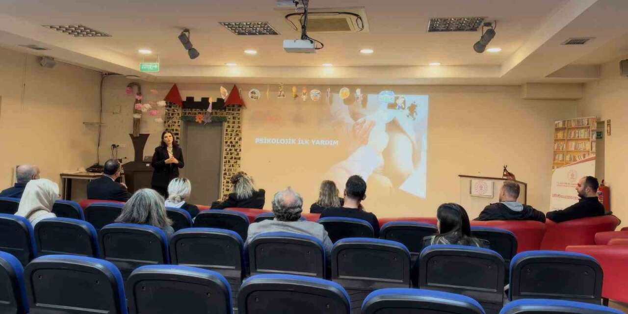 Personellere psikolojik ilk yardım eğitimi verildi