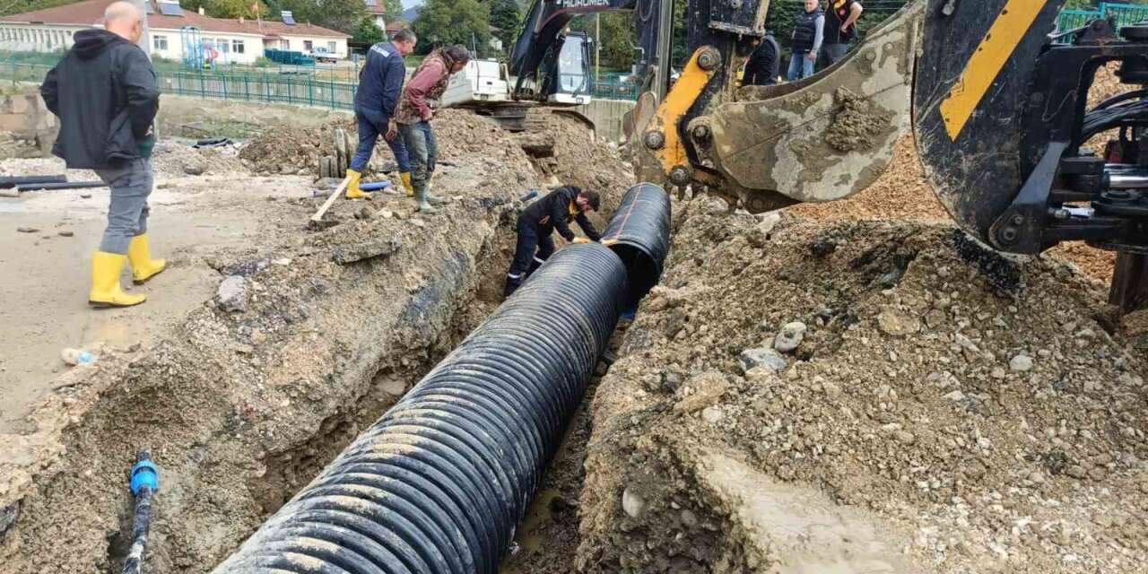 Esmahanım Köyü’nde yağmur suyu altyapısı güçlendirildi