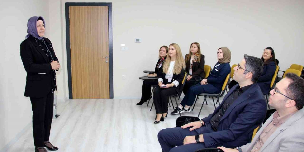 Kayseri Devlet Hastanesi’nde Palyatif Bakım Hemşireliği Sertifikalı Eğitim Programı başladı