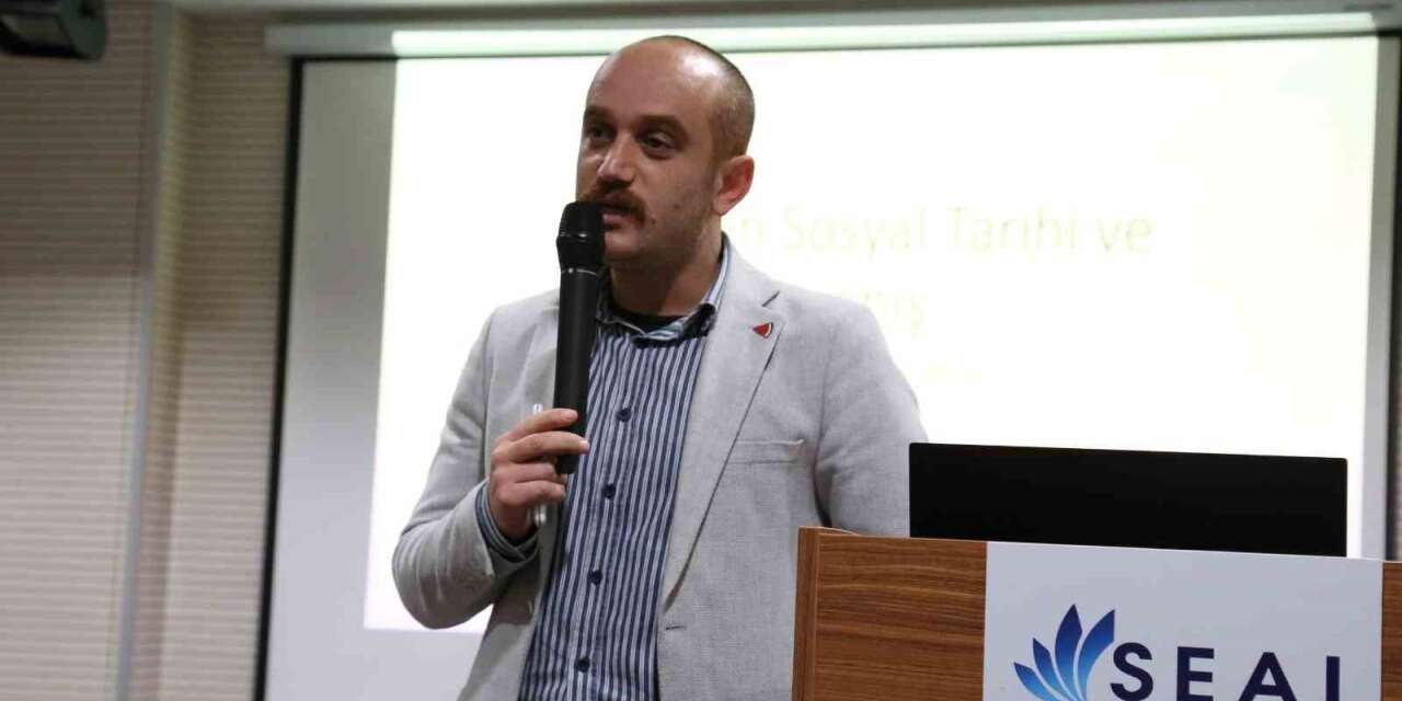 Erdoğan Altun: "Millet olarak var olmanın ve hayatta kalmanın yolu eğitimden geçiyor"