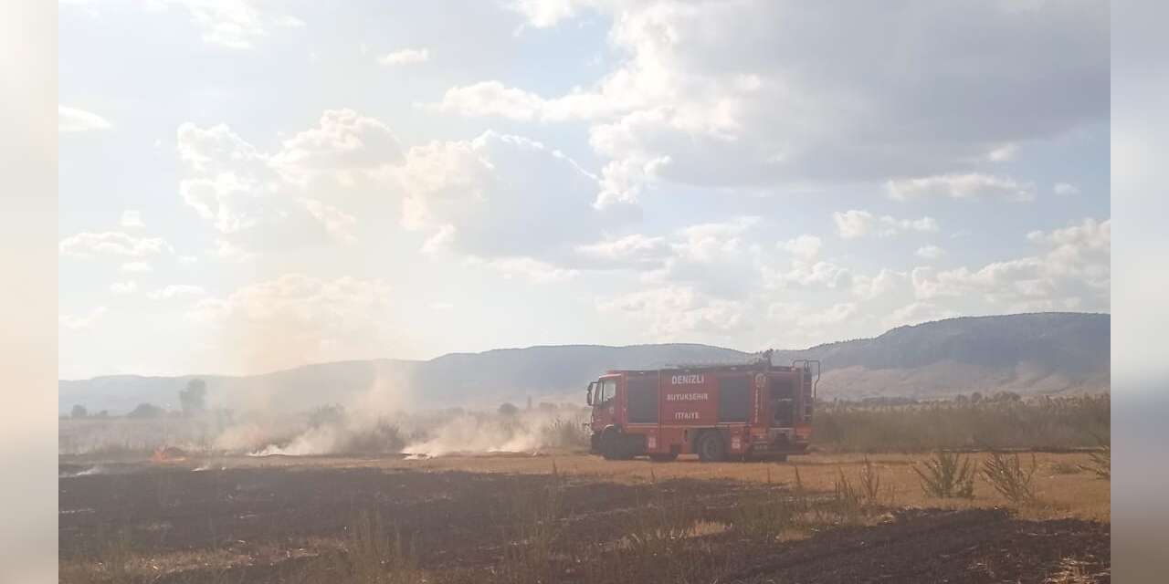 Çivril’de tarım arazisinde yangın çıktı