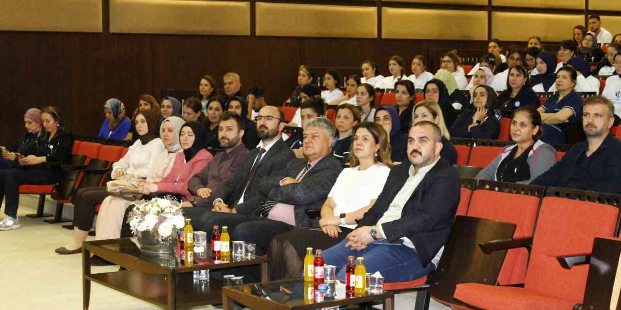 GAÜN Hastanesi’nde Emzirme Haftası sempozyumu düzenlendi