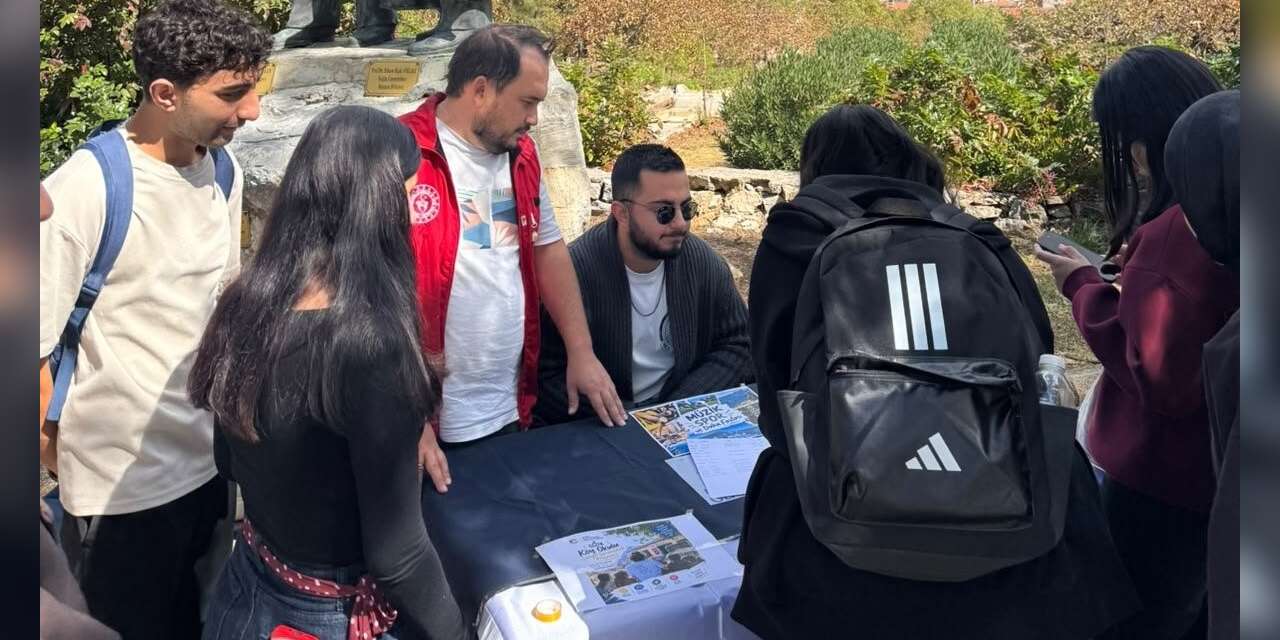 Kampüste gençlere gençlik fırsatları tanıtıldı