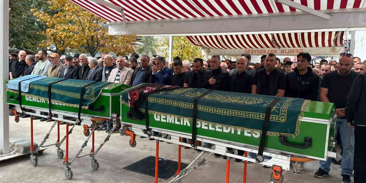Gemlik’te cinayet kurbanı çift toprağa verildi