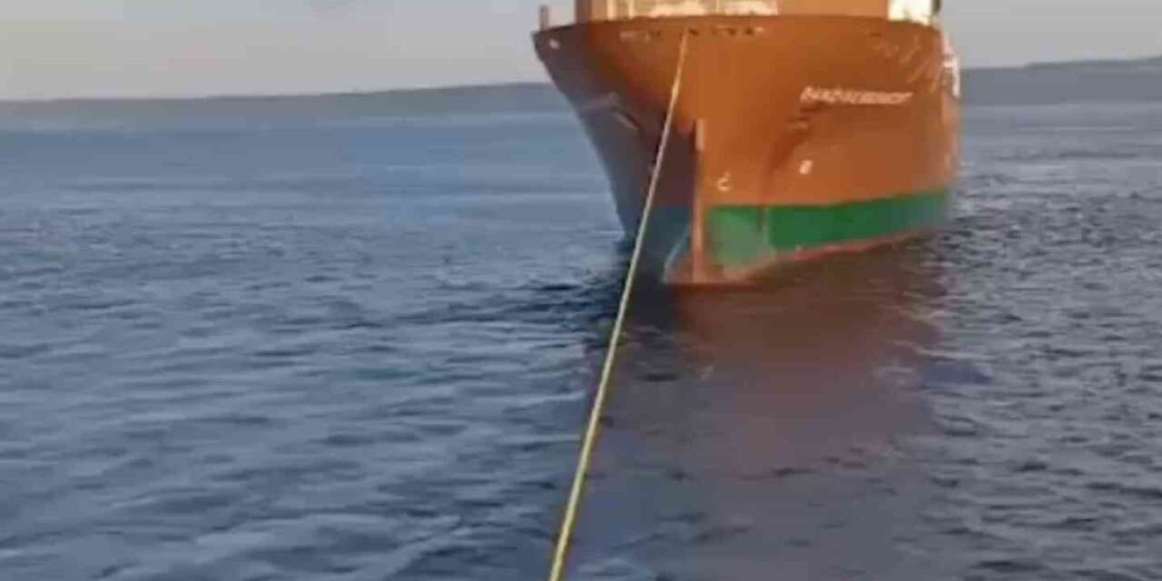Çanakkale Boğazı’nda genel kargo gemisi makine arızası yaptı