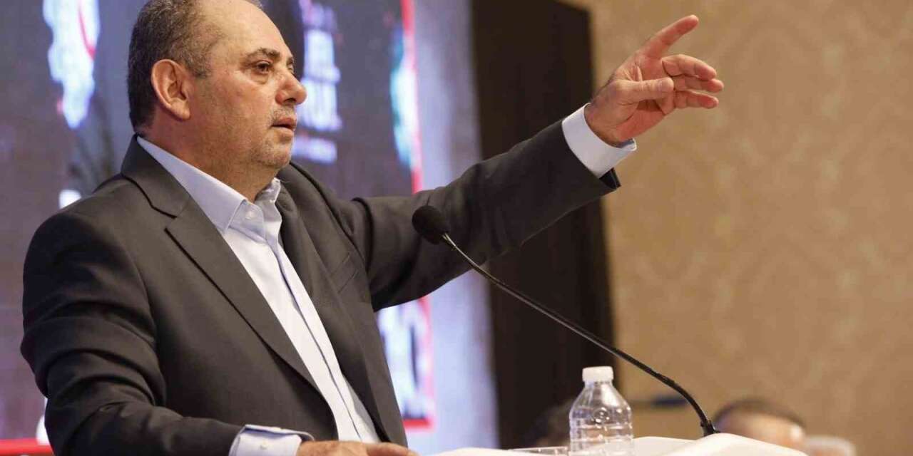 Özçelik-İş’ten 750’den fazla öğrenciye burs desteği