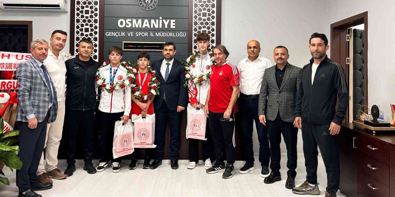 Osmaniyeli sporcular memleketlerinde coşkuyla karşılandı