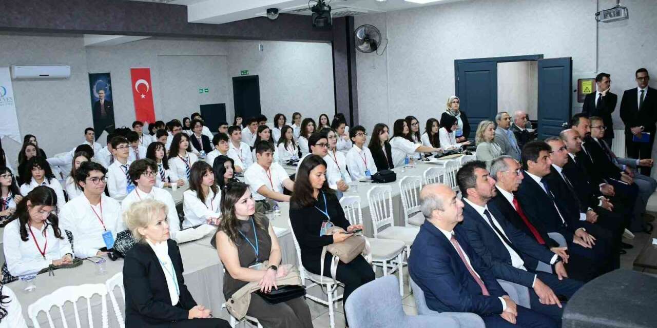 Eskişehir’de "COP31 Ulusal Gençlik İklim Çalıştayı" gerçekleştirildi