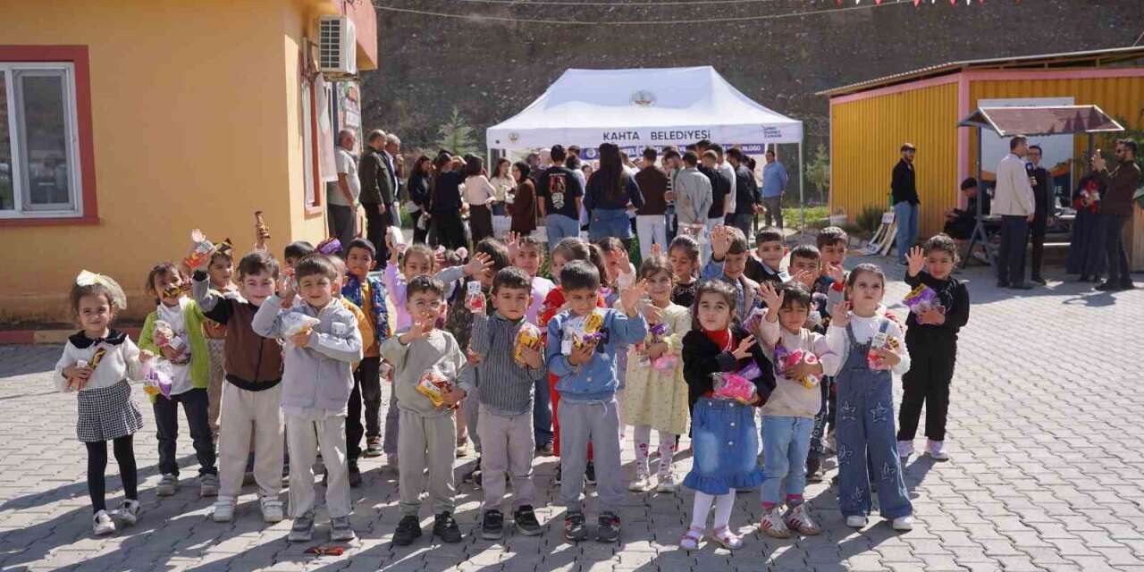 Kahta Belediyesi’nden anlamlı etkinlik