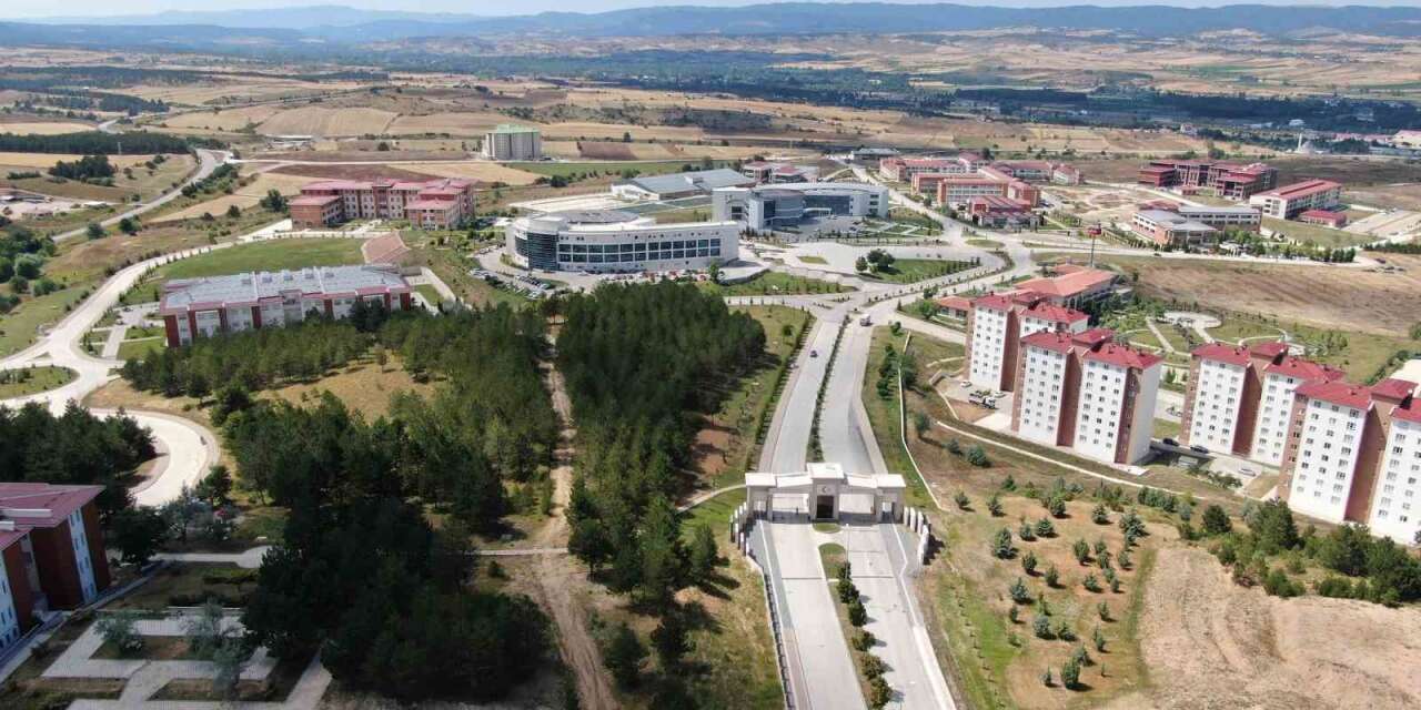Kastamonu Üniversitesi’nin iki buluşu, ISIF’26’da gümüş ve bronz madalyaya layık görüldü