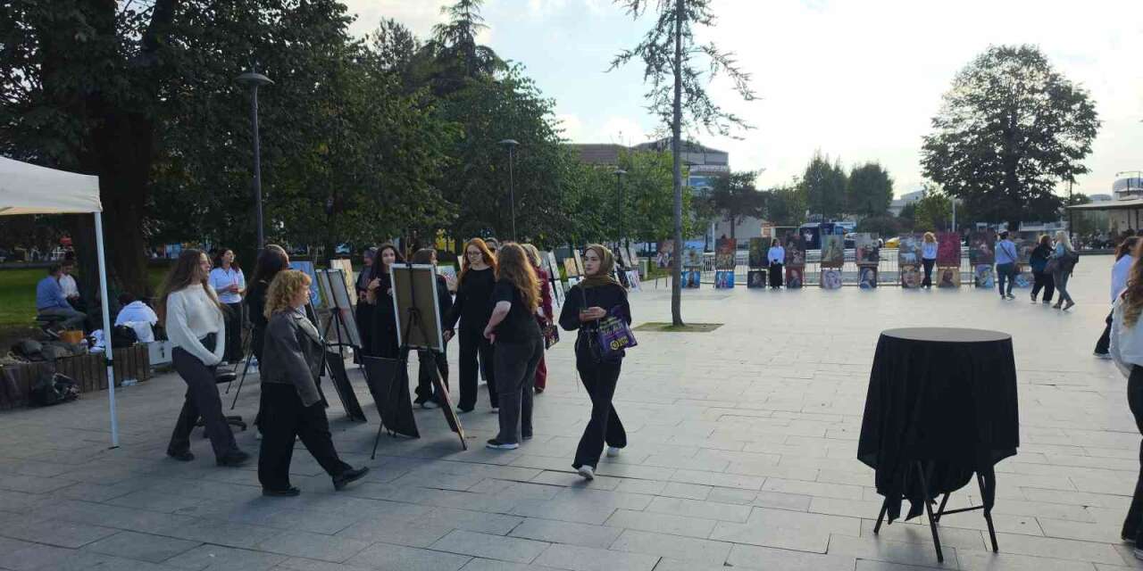 Millet bahçesi, sanat galerisine döndü