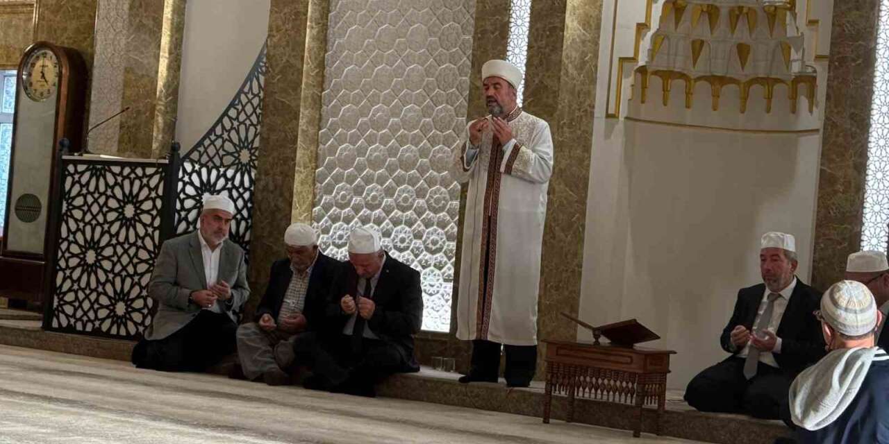 Zonguldak’ta vefat eden din görevlileri dualarla anıldı