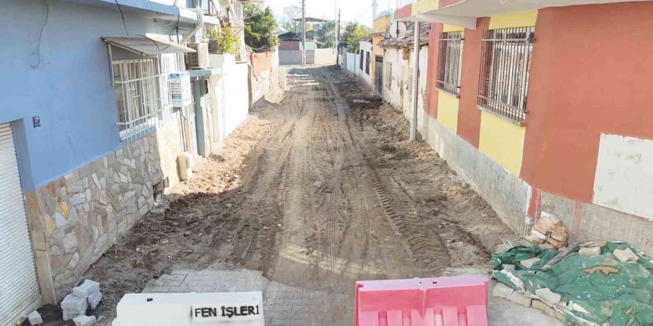 Sümer Mahallesi’nde yol çalışmaları sürüyor