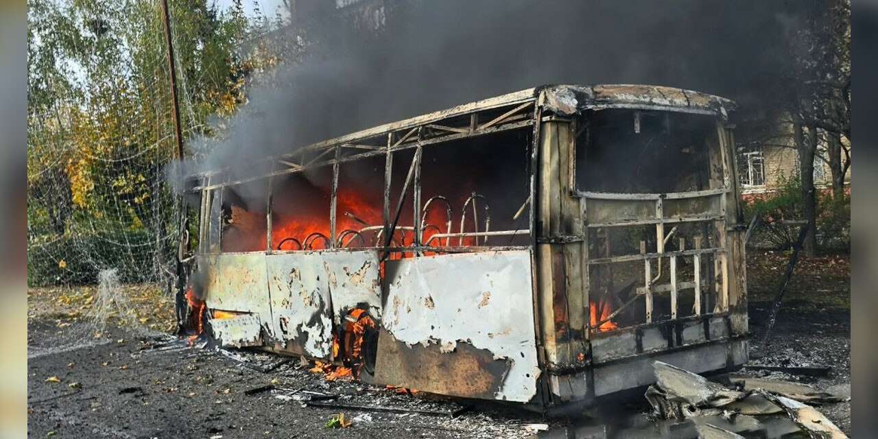 Rusya Ukrayna’da otobüs durağını vurdu: 12 ölü, 14 yaralı