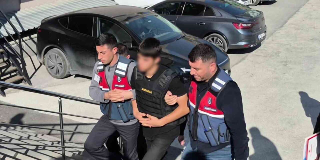 Amcasını silahla vuran 15 yaşındaki lise öğrencisi adliyeye sevk edildi