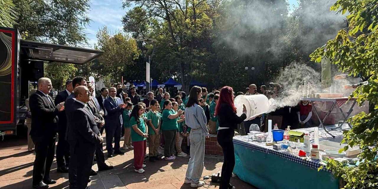 Erzincan’da bilim şenliği düzenlendi