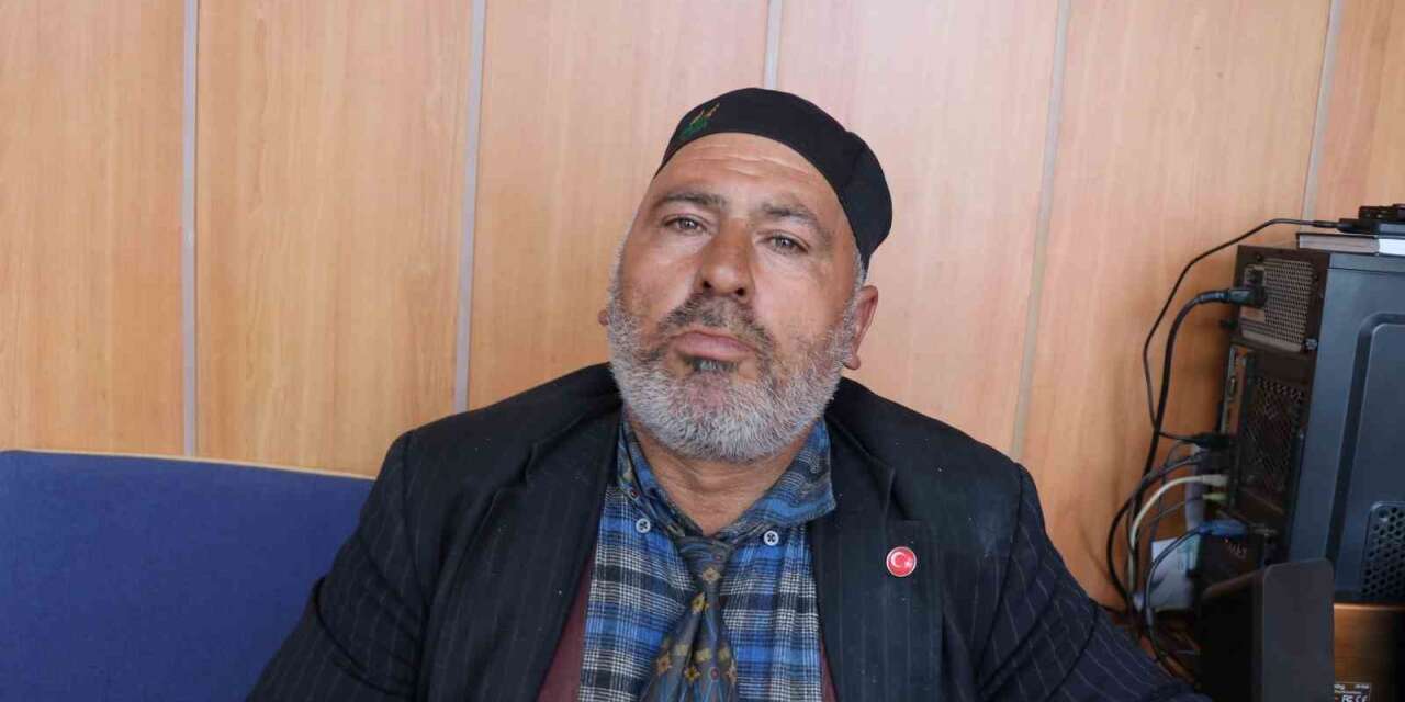 Oltulu Yunus hoca, sosyal medyada ilgi odağı oldu