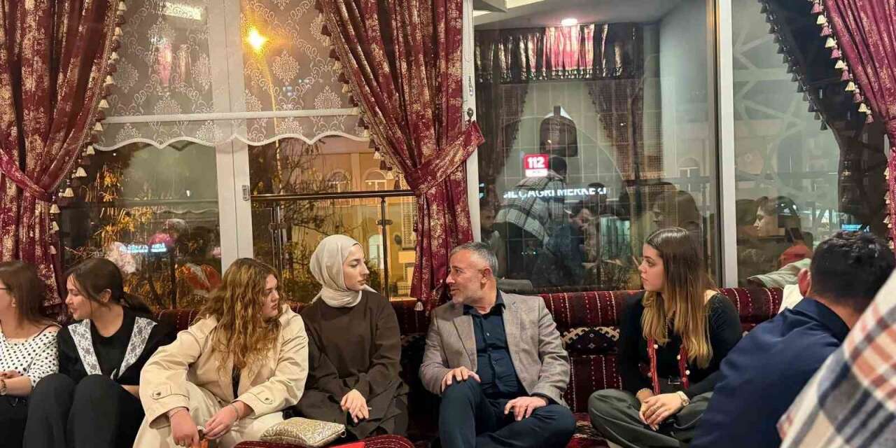 Bilecik’te AK gençler sıra gecesinde buluştu