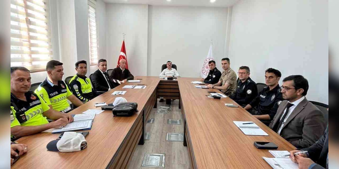 Dicle’de okul güvenliği toplantısı yapıldı