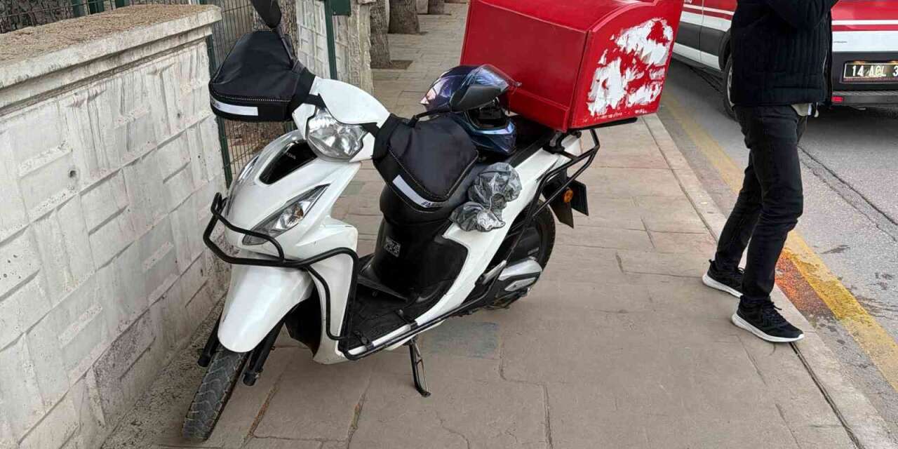 Bolu’da otomobille çarpışan motosikletin sürücüsü yaralandı
