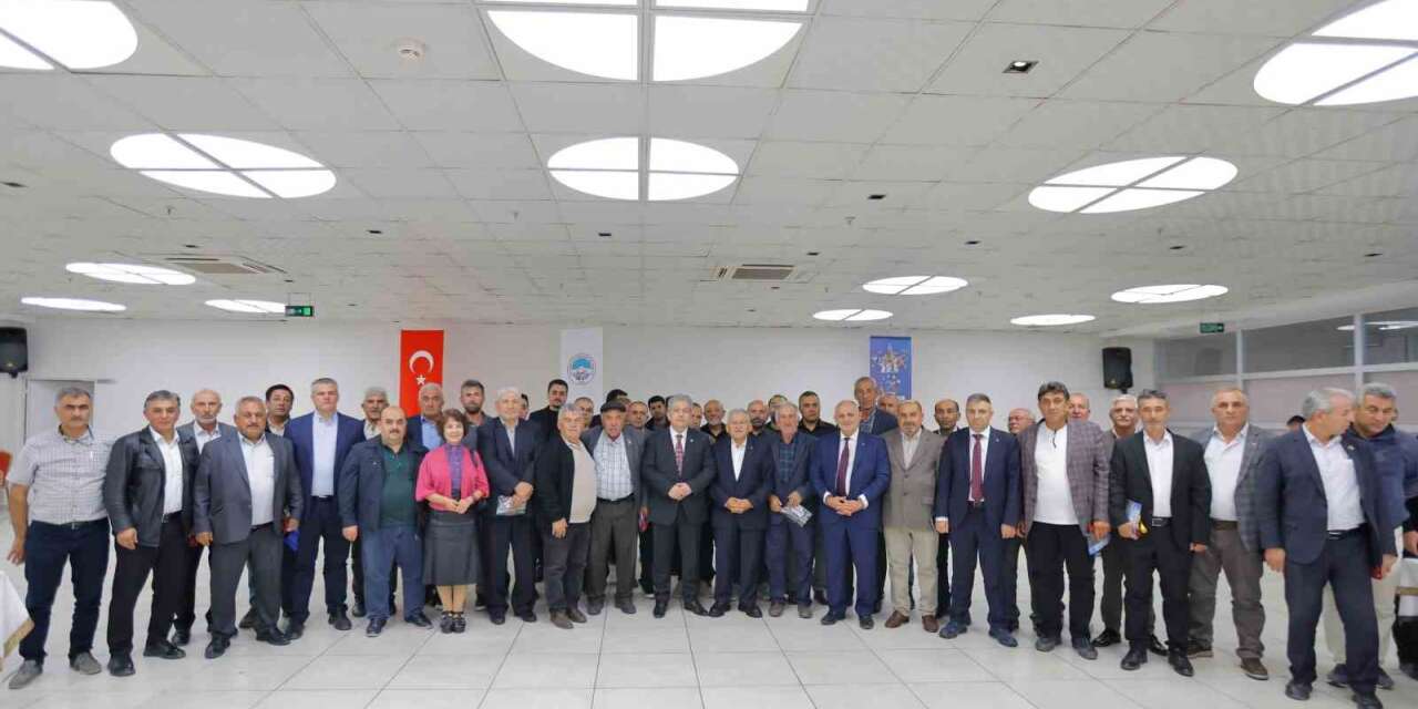 Başkan Büyükkılıç, Yahyalı’da muhtarlarla bir araya geldi