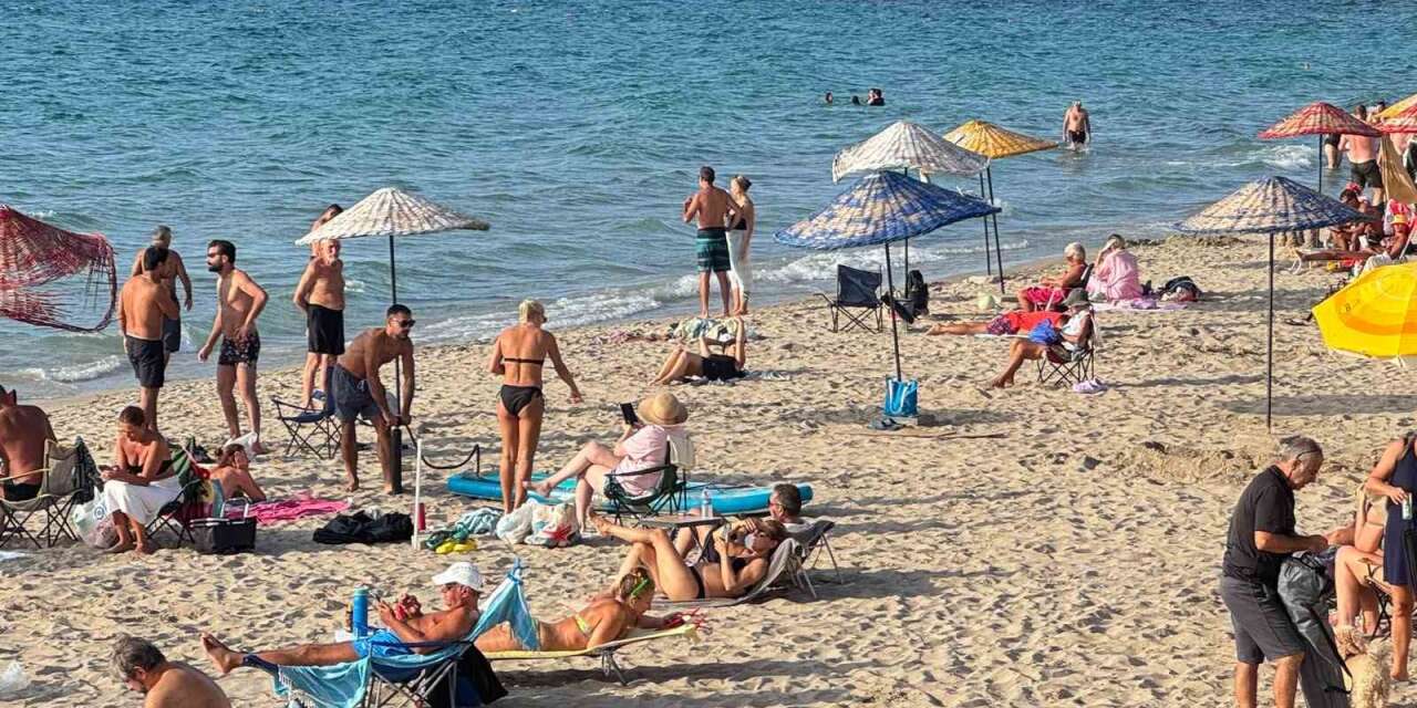 Kuşadası’nda Ekim güneşi deniz keyfini uzattı