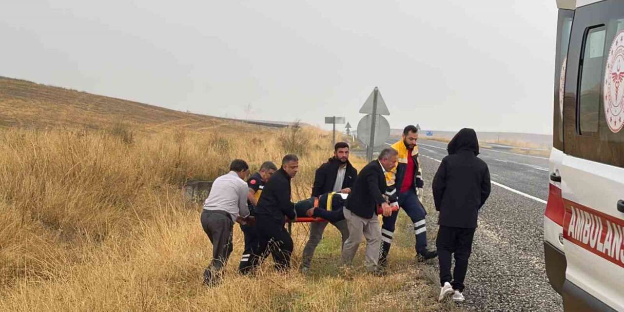 Önce lastiği patladı, ardından şarampole yuvarlandı: 1 yaralı
