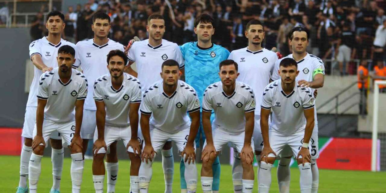 Altay, dış sahada kayıpsız devam ediyor