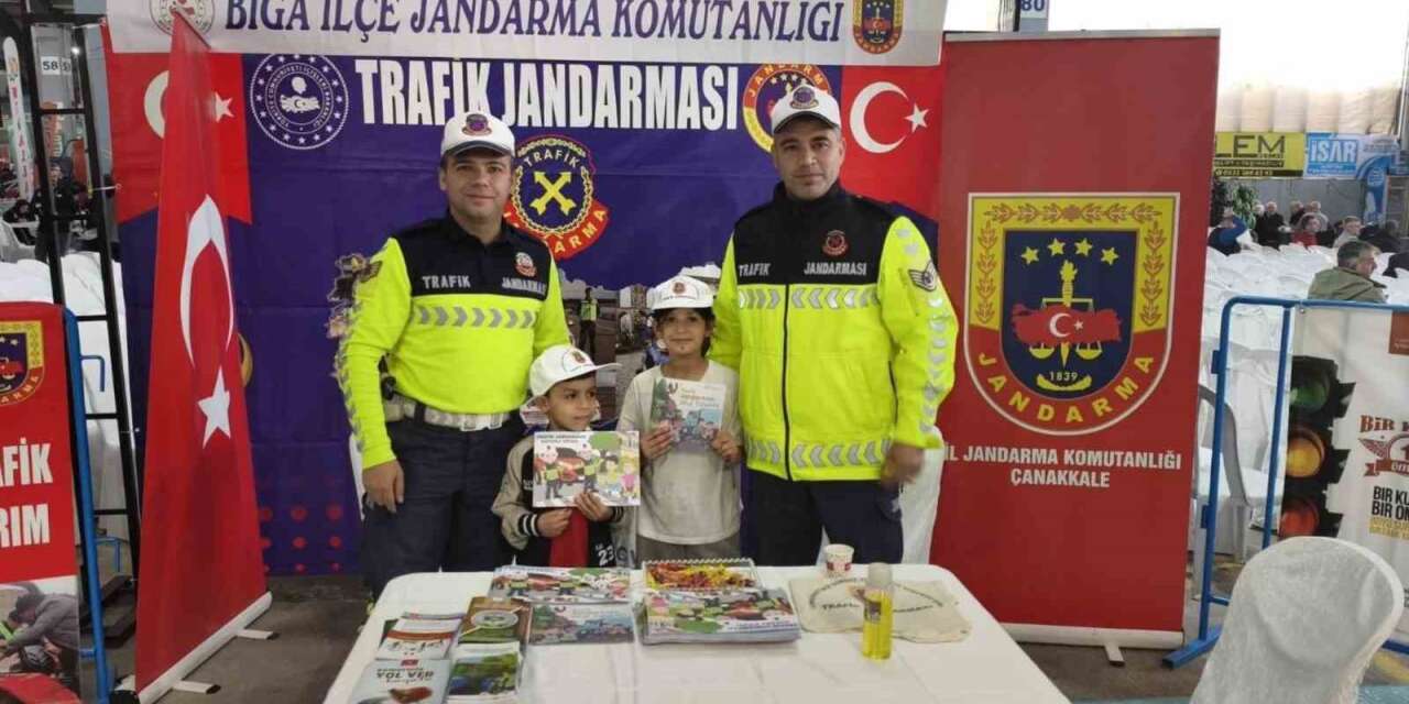 Biga fuarında jandarma tanıtımı