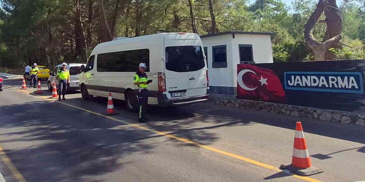 Muğla’da bir haftada 233 araç trafikten men edildi