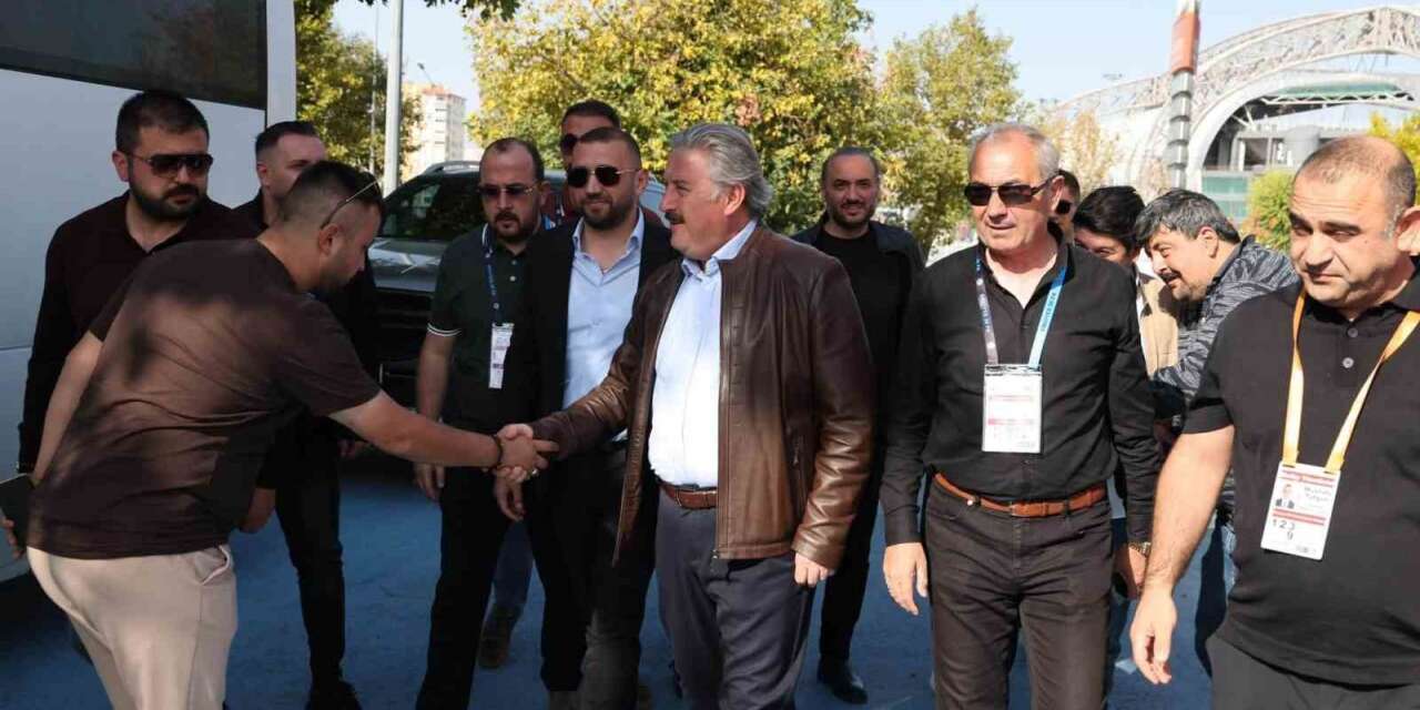 Erciyes 38 FK Kulüp Başkanı Ersoy’dan Başkan Palancıoğlu’na teşekkür