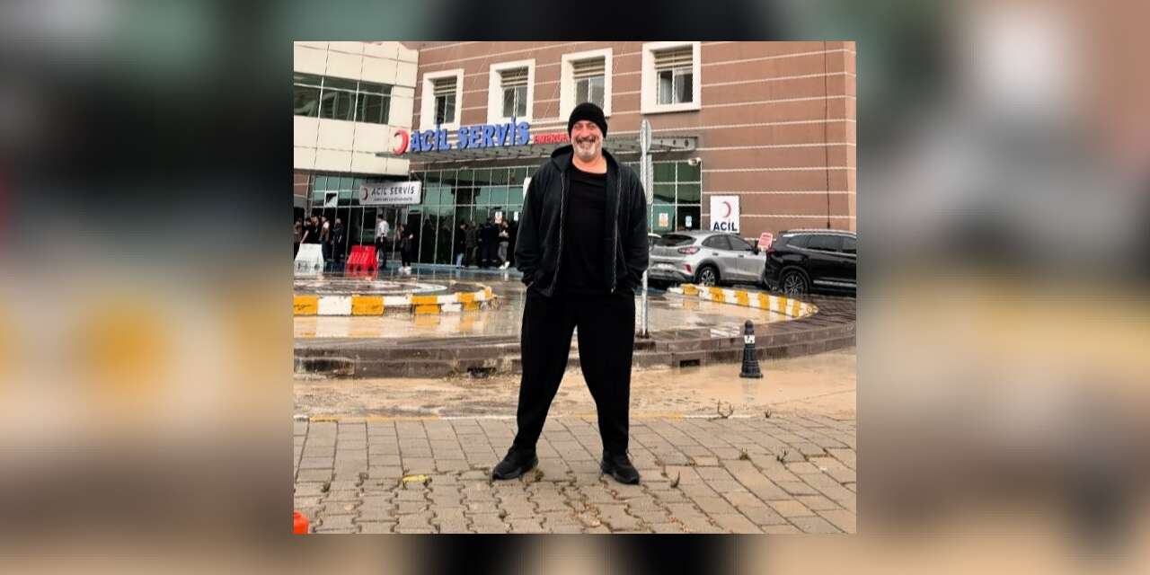 Cem Yılmaz kalp krizinin ardından tedavi gördüğü hastaneye geldi