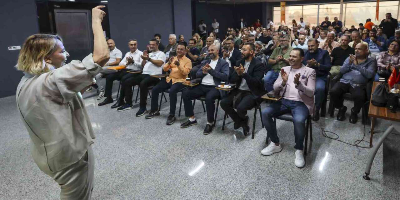 Hatice Öz: "ATSO kimsenin şahsi mülkü, kimsenin mirası değildir"