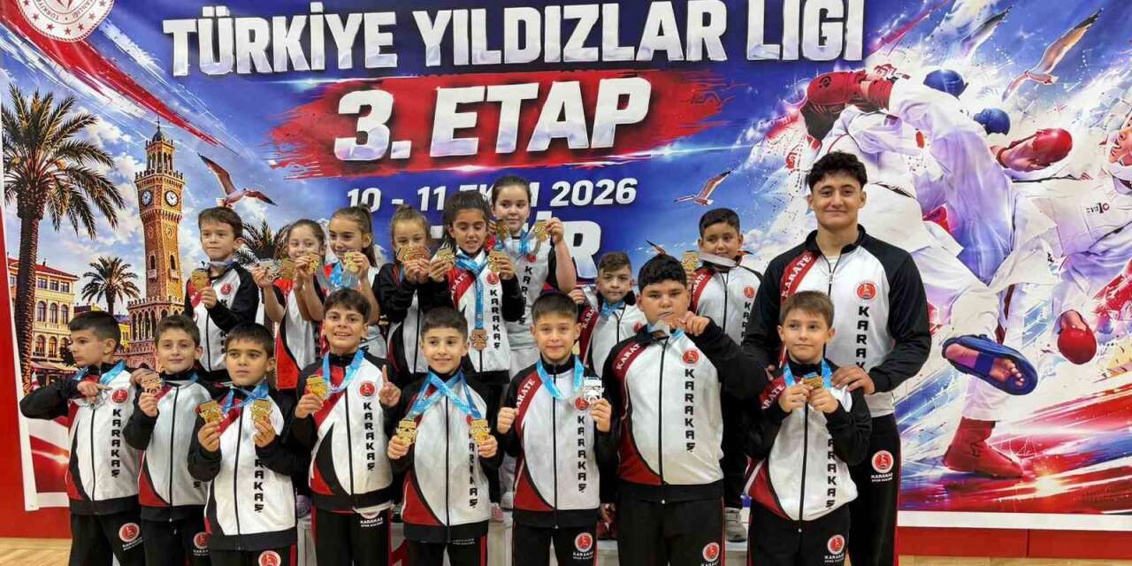 Karate müsabakalarında 43 madalya kazandılar