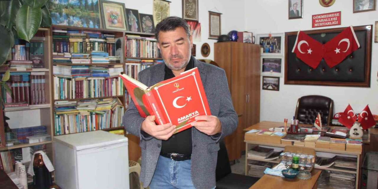5 bin kitap toplayıp muhtarlığı mini kütüphaneye dönüştürdü