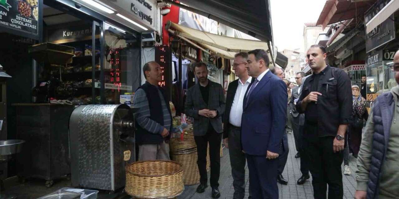 Kütahya’nın tarihi çarşısında dönüşüm başladı, 96 iş yeri yenilenecek