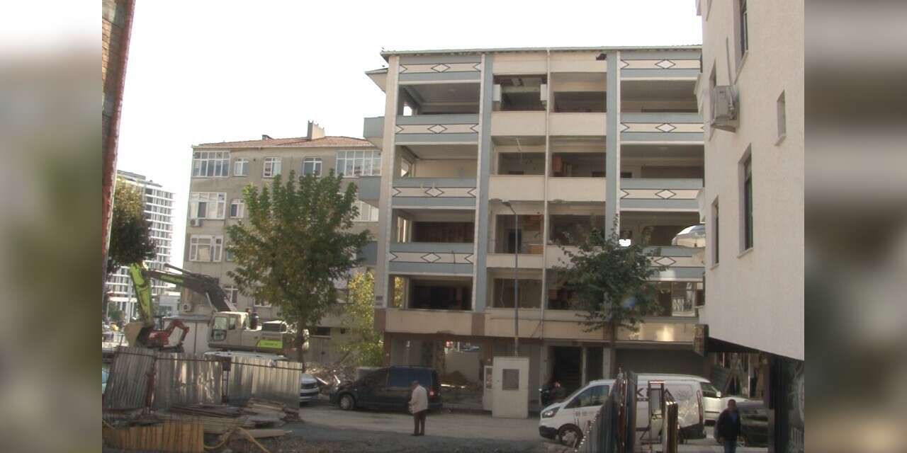 Güngören’de kentsel dönüşüm çıkmazı: Binalar yıkılıyor, esnaf yıllardır bekliyor
