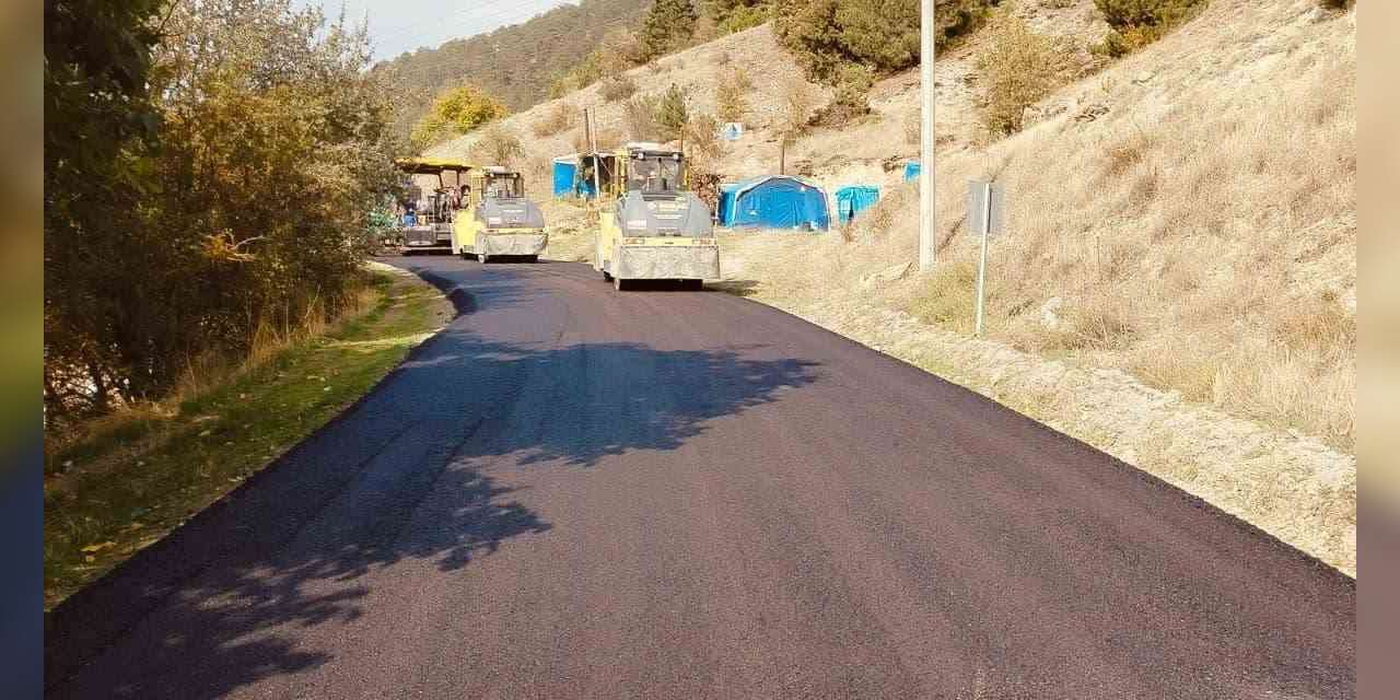 Bolu’da 7,2 kilometrelik köy yolu sıcak asfaltla buluşuyor
